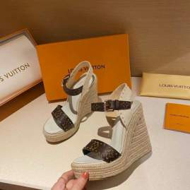 Picture of Louis Vuitton Shoes _SKULVsz35-42813654.5cmmnf0601